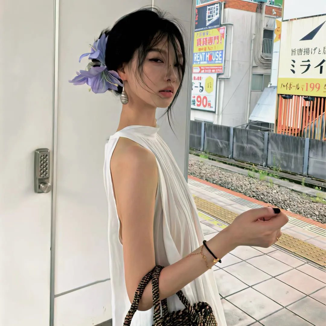 俏如彩蝶飞飞飞